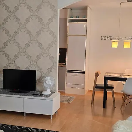 Viihtyisae Kaksio Ydinkeskustassa Maantasossa *